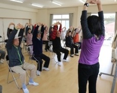 写真 ストレッチ中の様子