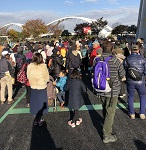 集合した参加者の様子