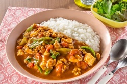 写真 豆腐とレタスのエコカレー