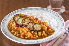 写真 フライパンで簡単!焼きなすとトマトのカレー