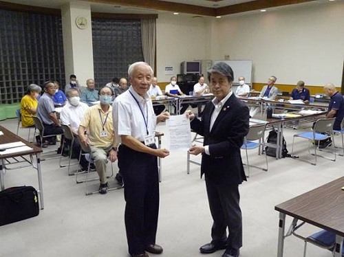 高橋台地域会議へ諮問（第9次総合計画）・答申（森づくり計画）と意見交換　9月19日（火曜日）