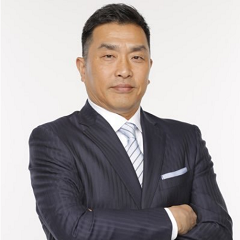 顔写真：山本　昌氏