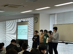 発表の様子02