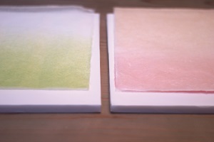 裁断された和紙