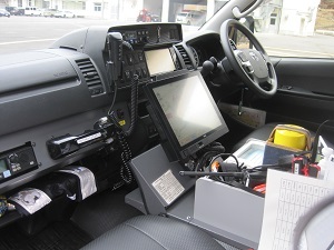高規格救急自動車　運転席