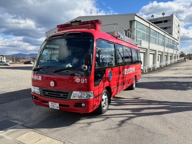 支援車
